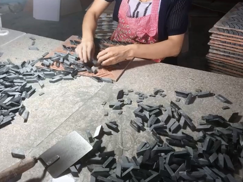 mosaic chip cutting process