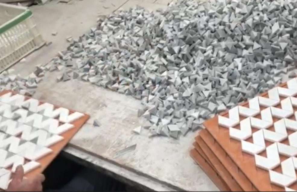 mosaic chip cutting process